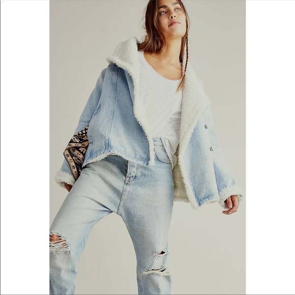 NEW FREE PEOPLE TWISTED HEART COZY DENIM JACKET - Picture 2 of 11